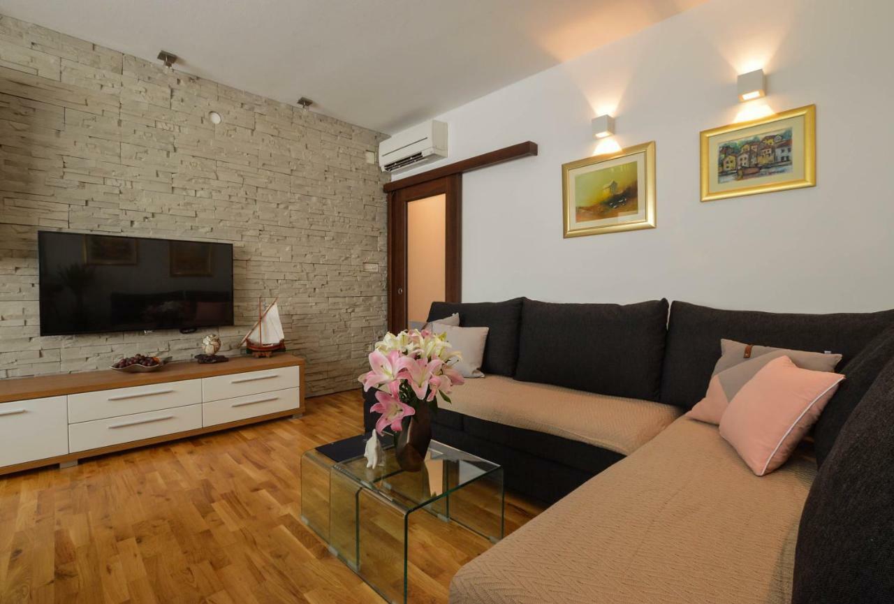 Kolombo Lux Apartment Сплит Экстерьер фото